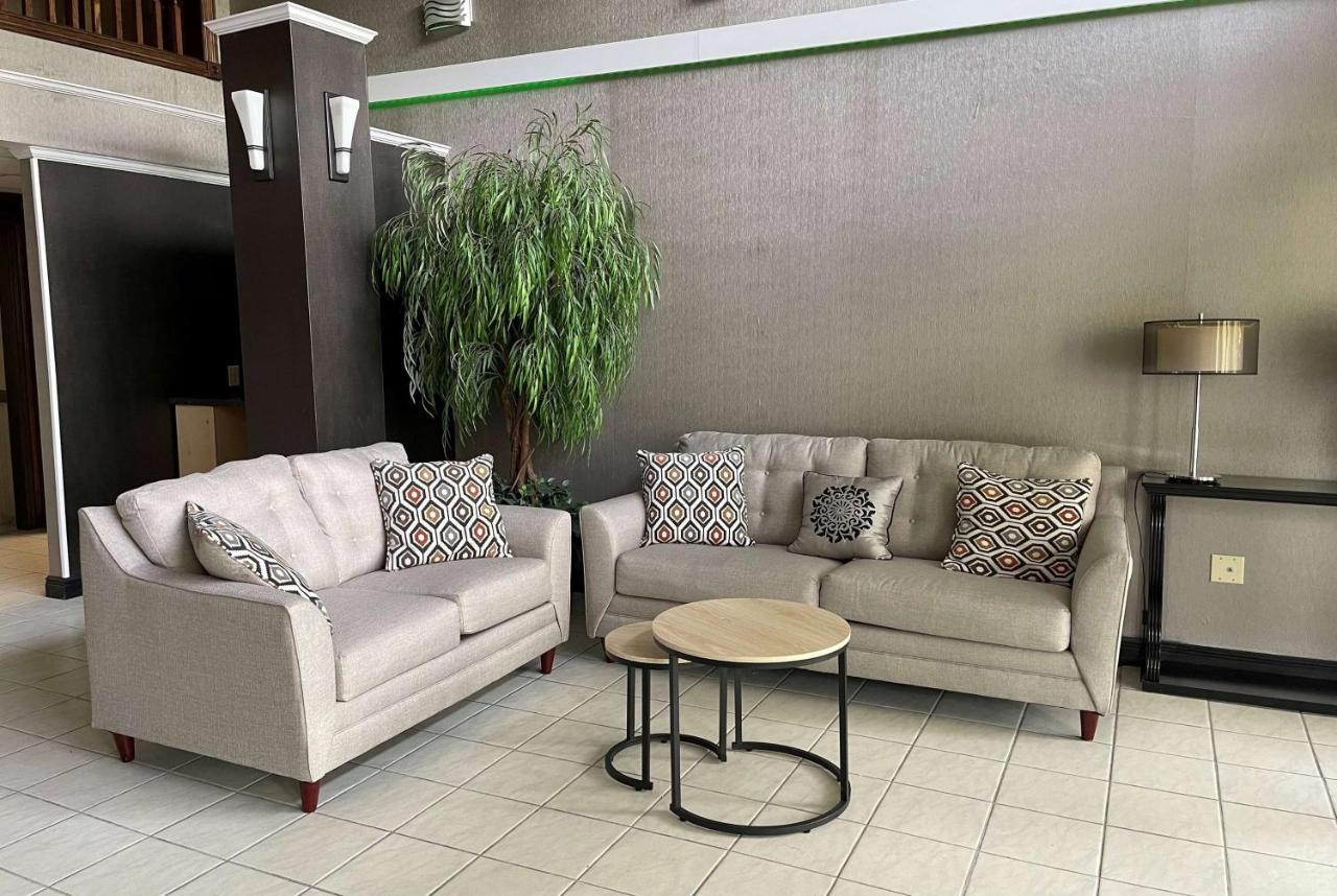 Wingate By Wyndham Lac George Extérieur photo
