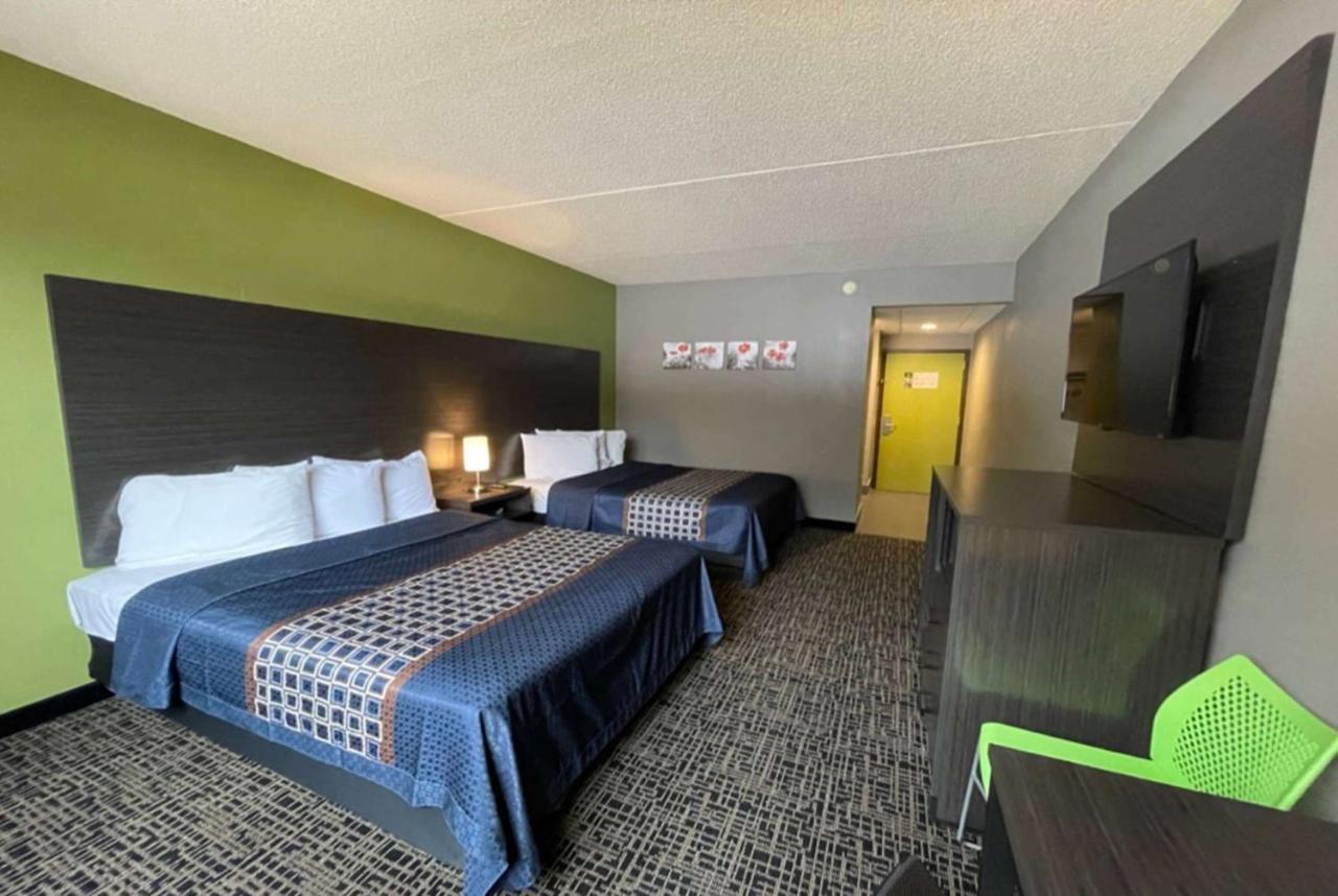Wingate By Wyndham Lac George Extérieur photo